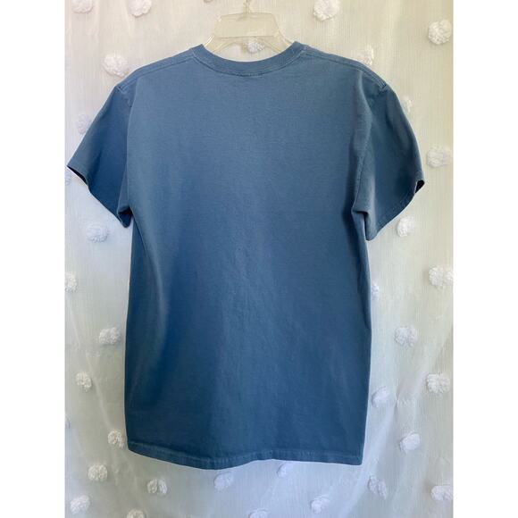Vintage Blue T Shirt With Embroidered Wolf Design Paw Prints T&D’s Cats - Picture 3 of 3